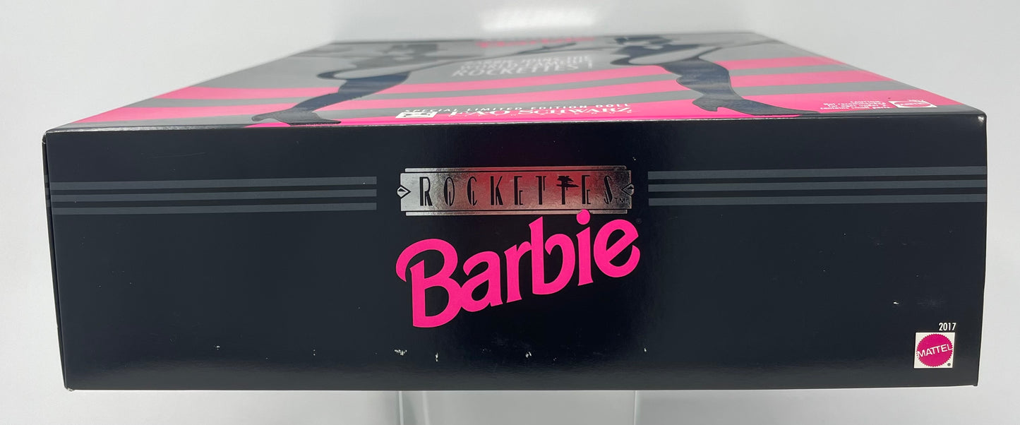 ROCKETTES BARBIE - BLONDE - FAO SCHWARTZ - LIMITED EDITION - #2017 - MATTEL 1992 (2 of 2)