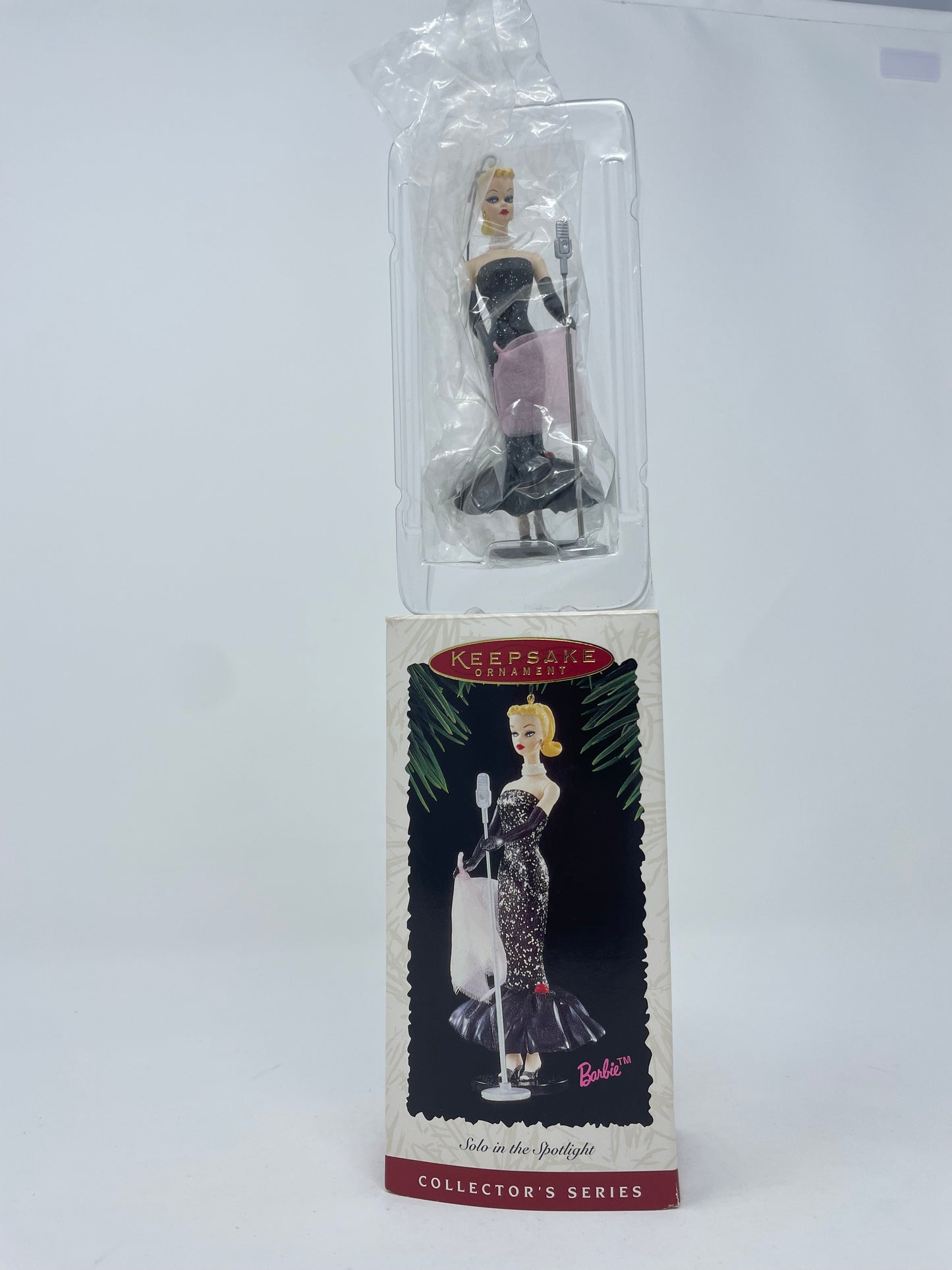 BARBIE - SOLO IN THE SPOTLIGHT - BLONDE - #13534 - MATTEL 1994 - (1 OF 2) *PLUS BONUS 1995 SOLO IN THE SPOTLIGHT HALLMARK ORNAMENT*