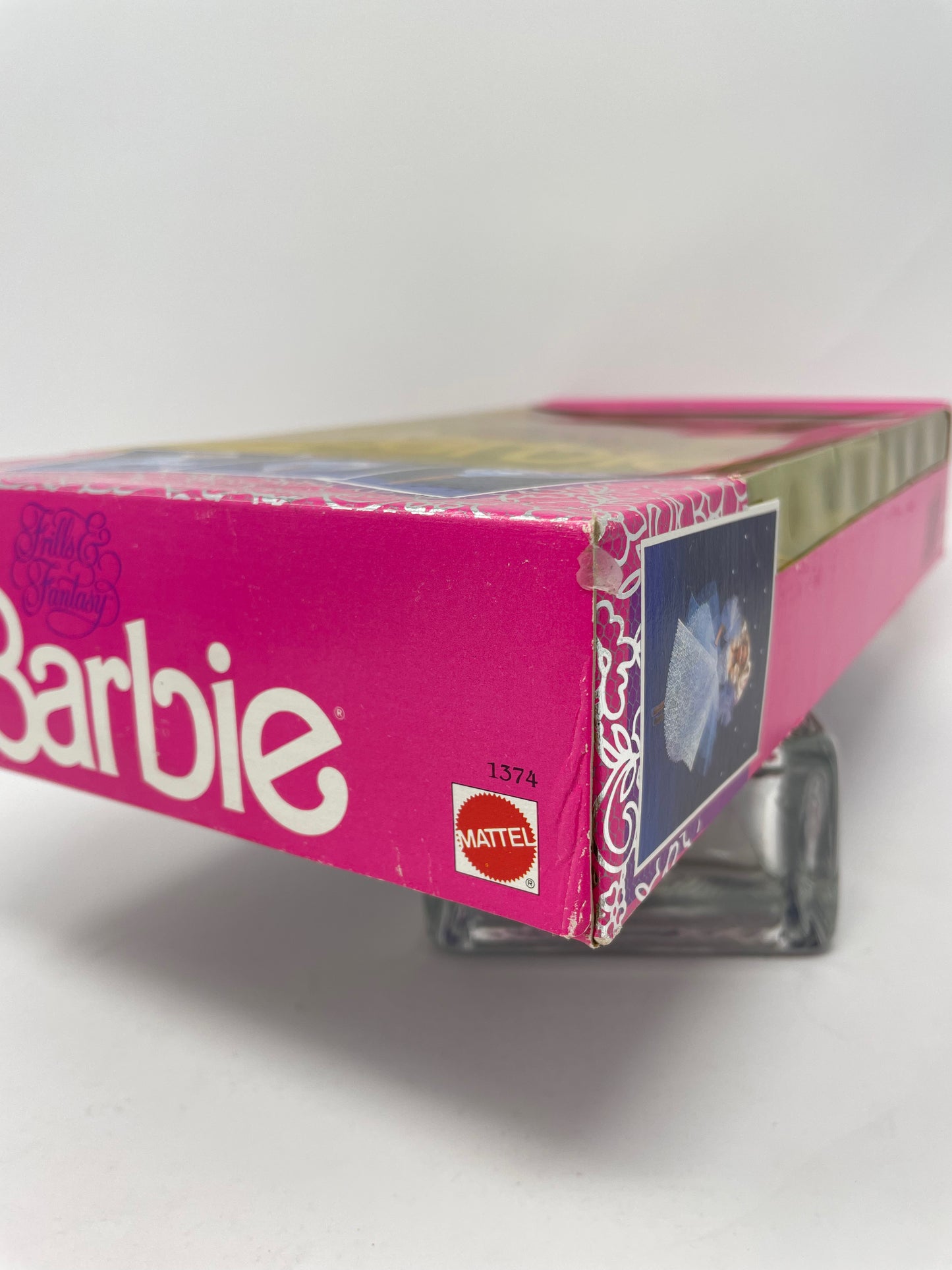 BARBIE - FRILLS AND FANTASY BARBIE *SPECIAL WAL MART LIMITED EDITION - MATTEL 1988