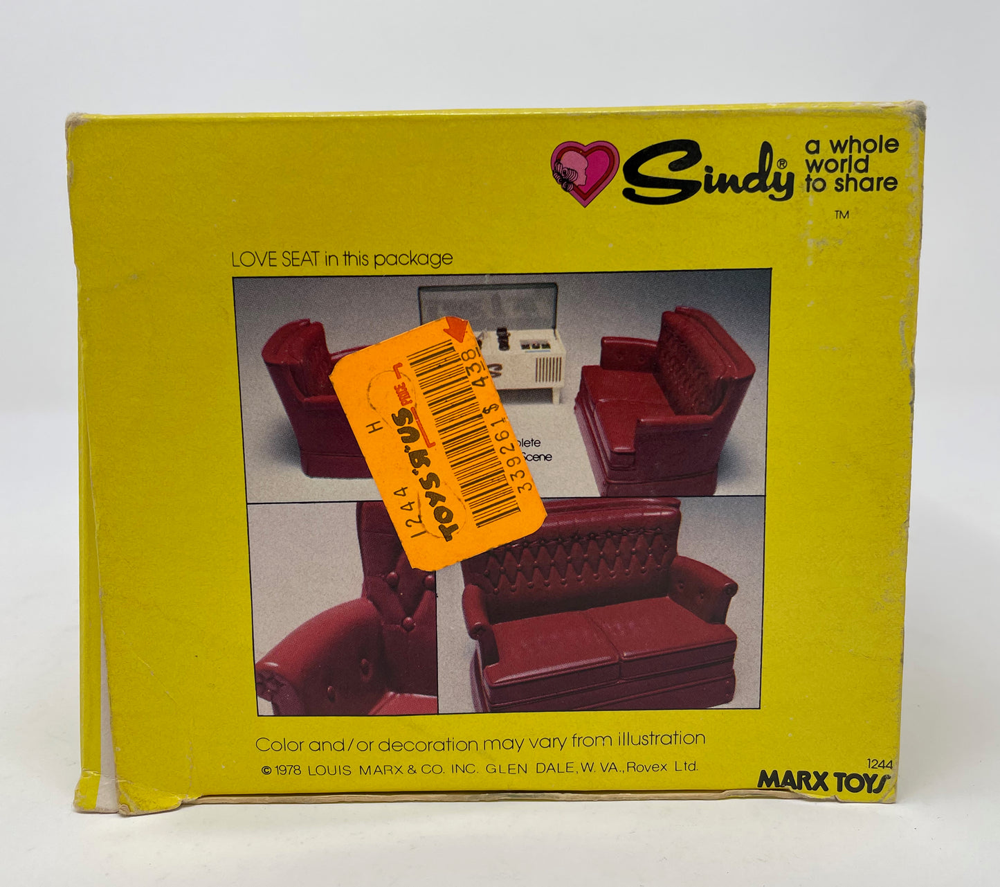 SINDY DOLL - LOVE SEAT - MARX TOYS 1978