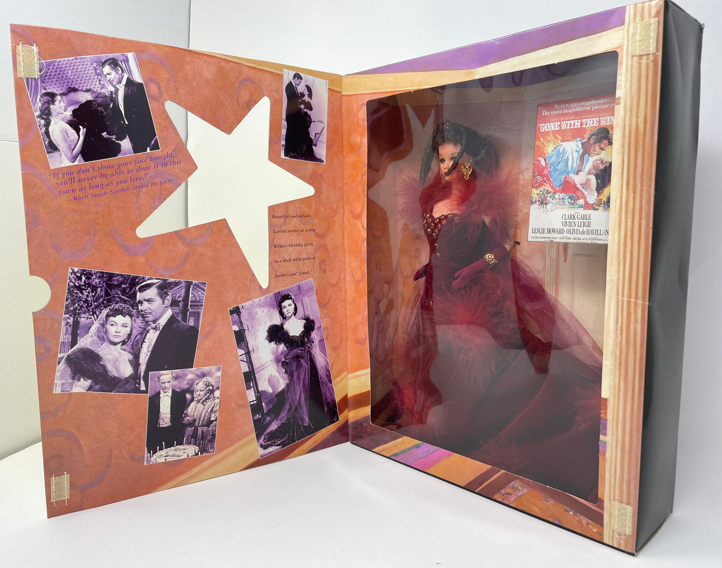 BARBIE AS SCARLETT O'HARA MAKING HER GRAND ENTRANCE - BRUNETTE - HOLLYWOOD LEGENDS COLLECTION - #12815 - MATTEL 1994