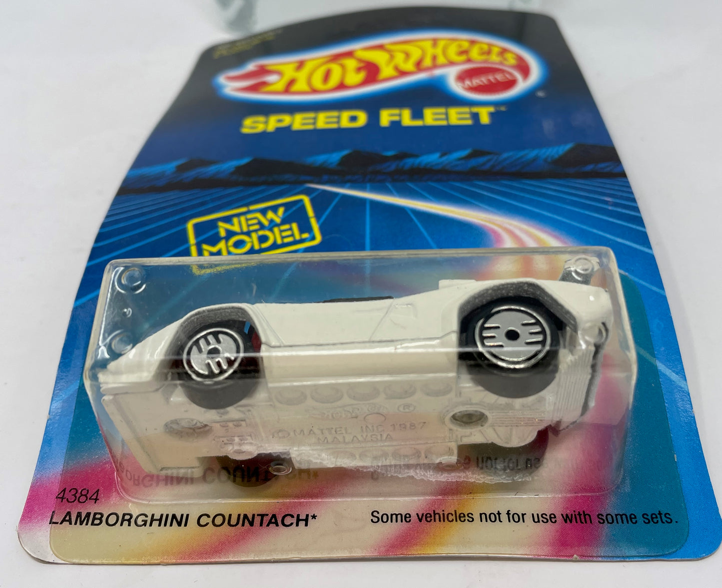 HOT WHEELS - SPEED FLEET - LAMBORGHINI COUNTACH - UNPUNCHED - 1986 MATTEL