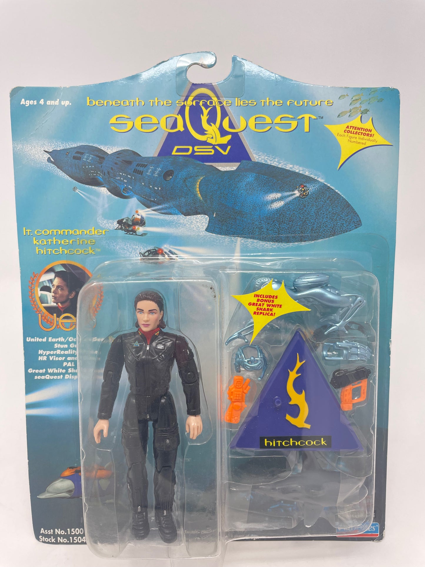 LT. COMMANDER KATHERINE HITCHCOCK FIGURE - SEAQUEST DSV - 1993 PLAYMATES