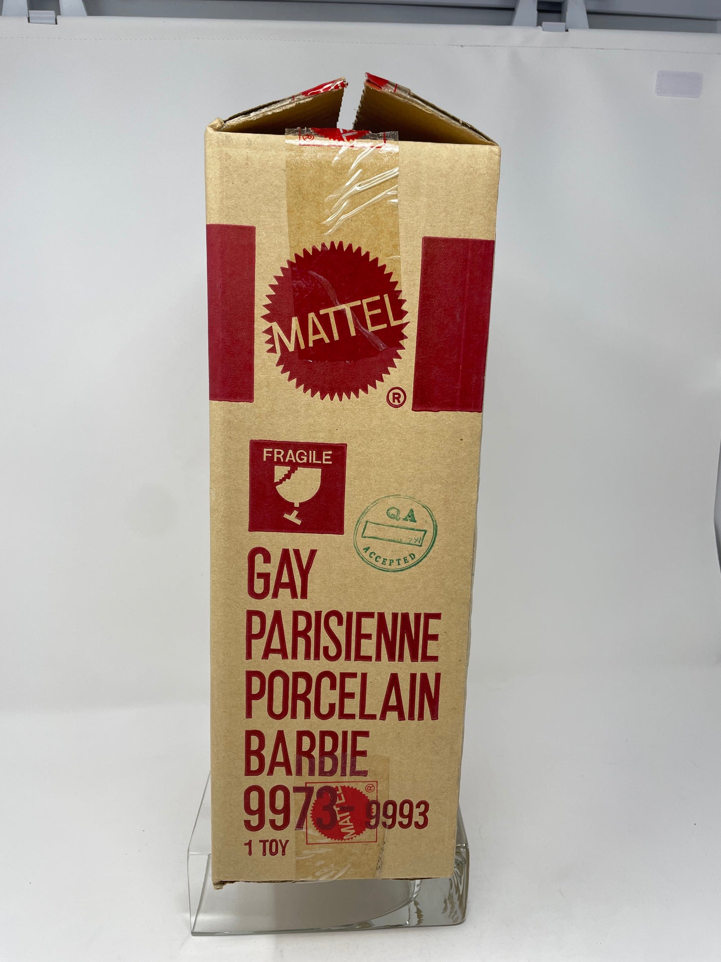 GAY PARISIENNE PORCELAIN BARBIE - #9973 - MATTEL 1991