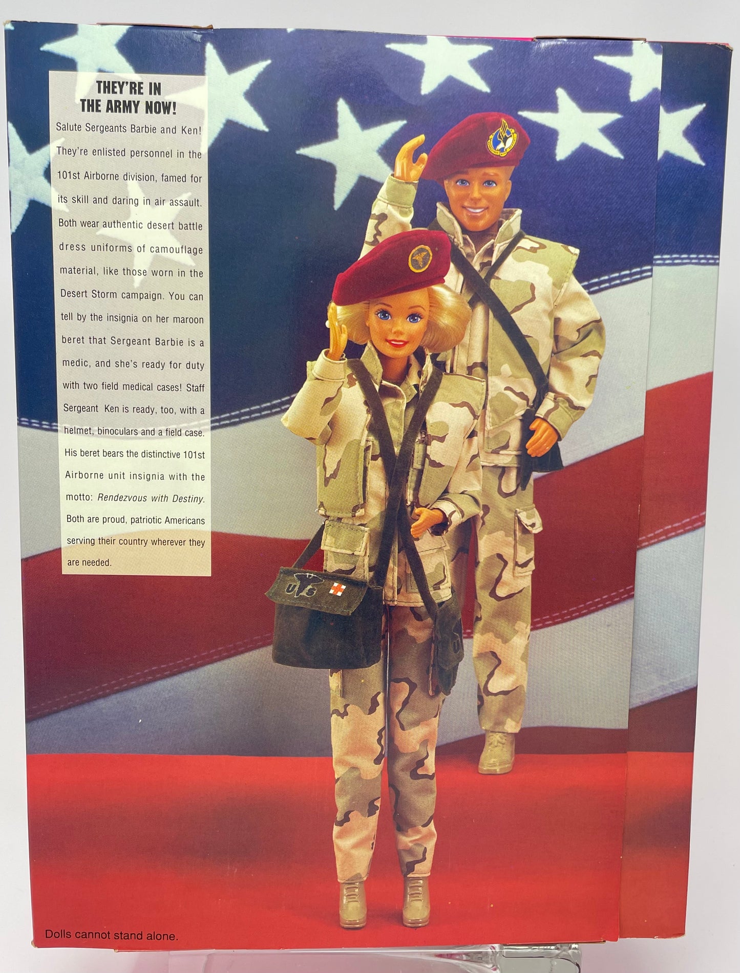 ARMY BARBIE AND KEN DELUXE SET -SPECIAL EDITION STARS AND STRIPES - #5626 - MATTEL 1992