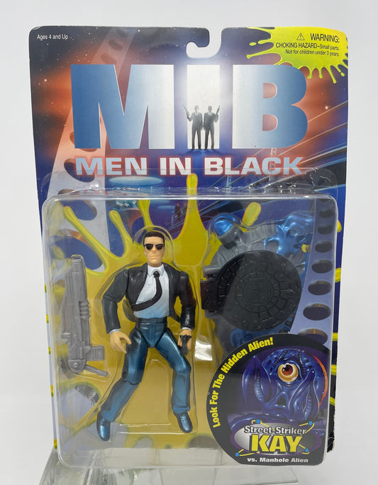 STREET STRIKER KAY VS MANHOLE ALIEN - MEN IN BLACK - #76110 - GALOOB 1997