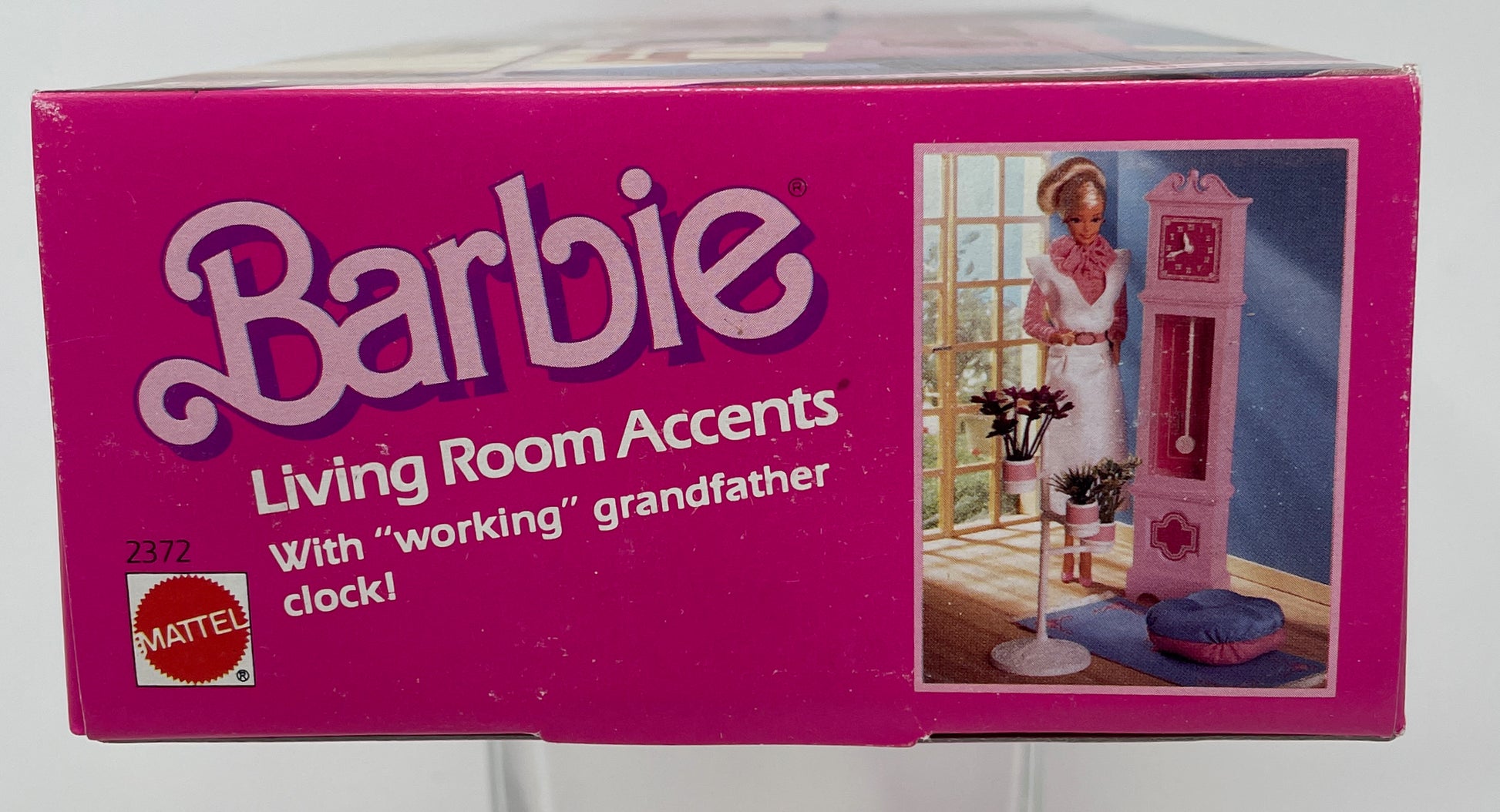 Mattel, Accents