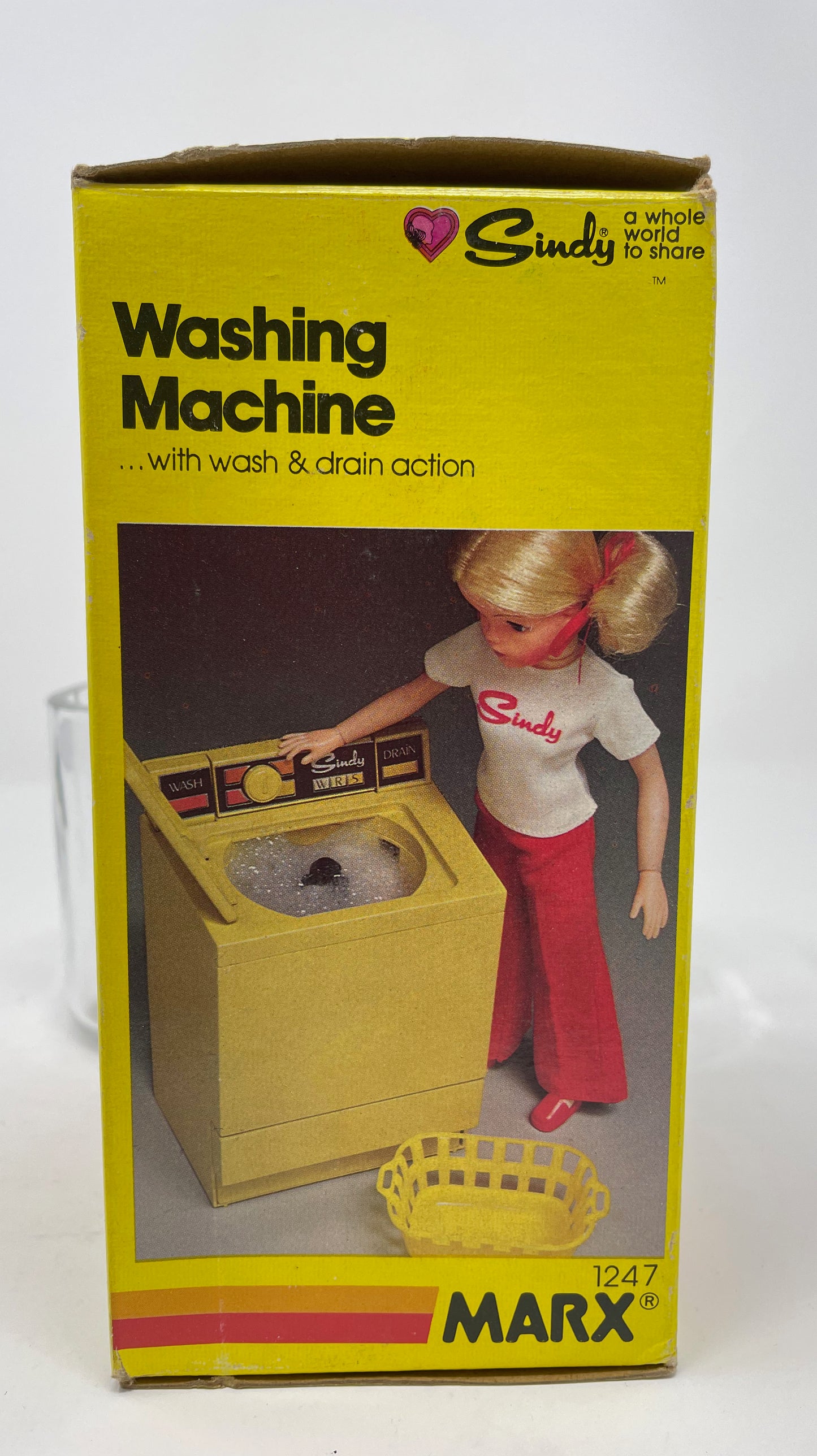 SINDY DOLL - WASHING MACHINE - MARX TOYS 1979