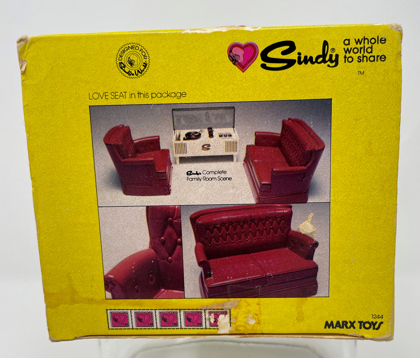 SINDY DOLL - LOVE SEAT - MARX TOYS 1978